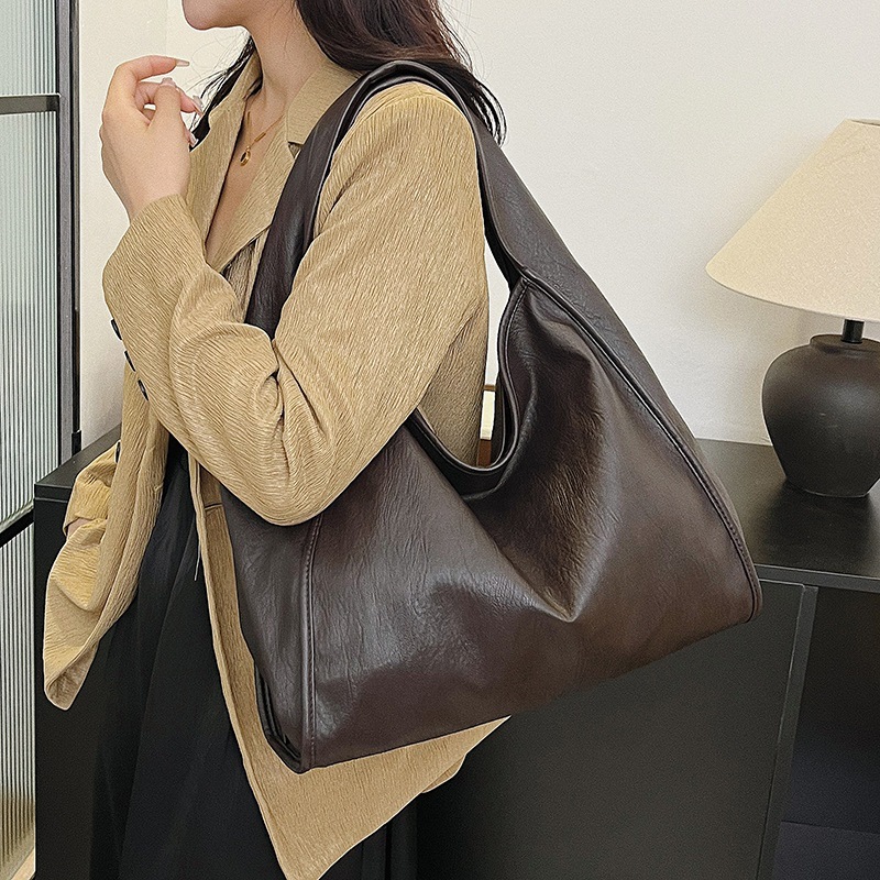 Bolsa de comercio exterior transfronteriza explosiva bolsa de moda y ocio bolso de hombro de mujer Pupi bolso tote de gran capacidad bolsa axila de piel blanda