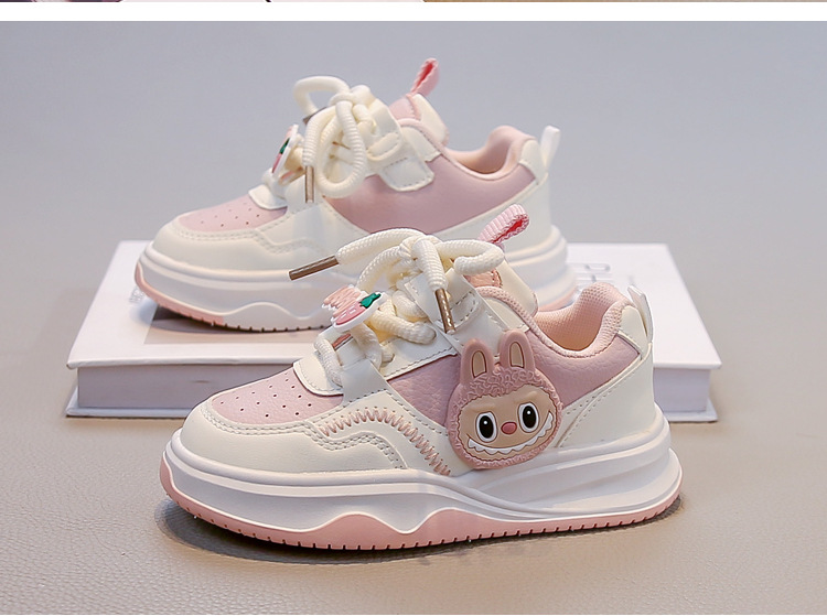 Ademende instap sneakers voor meisjes met klittenbandsluiting_voghion.com