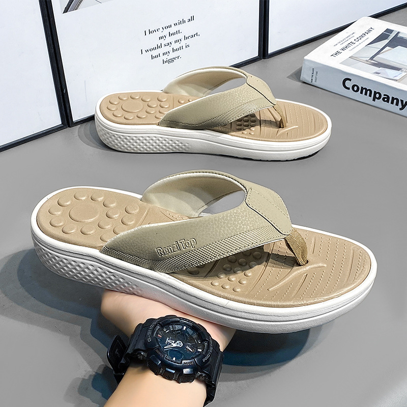 Chanclas hombre 2025 nuevo estilo verano antideslizante ropa exterior deportes playa sandalias de ocio zapatillas de masaje de fondo suave