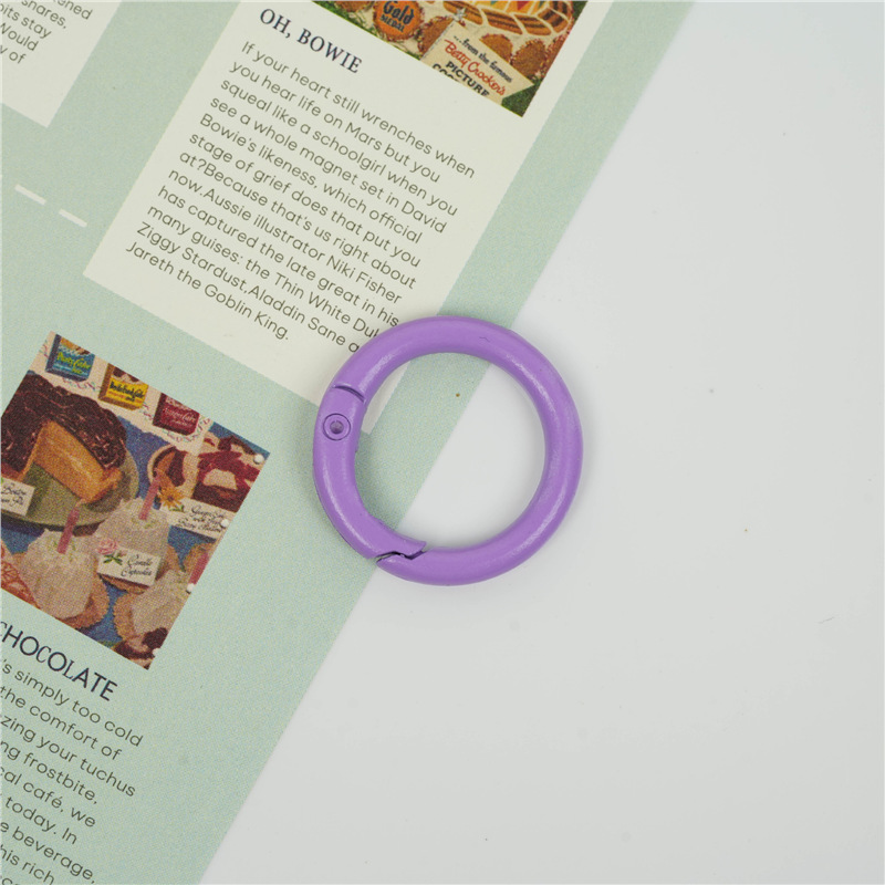 Macaron 23mm colgar chapado bobina de color caramelo abertura de resorte pequeño redondo hebilla de metal accesorios de joyería