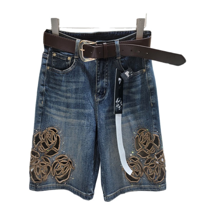 Bermudas de Mezclilla de Cintura Alta con Bordado de Flores y Corte Recto