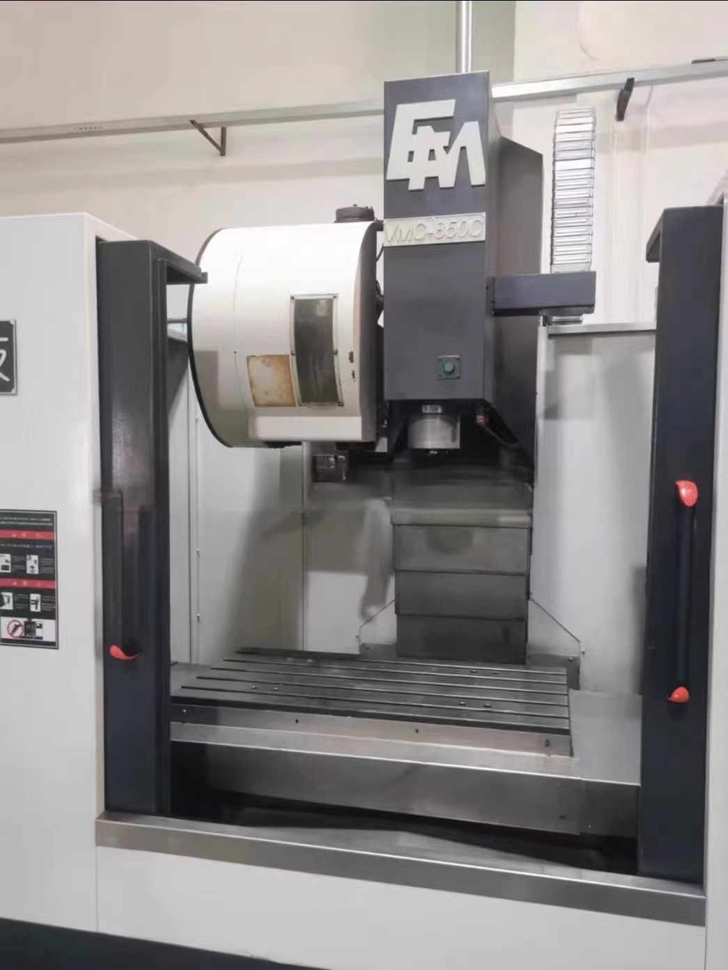 数控机床加工中心龙门钻攻精雕机主轴丝杆维修异响精度间隙恢复上