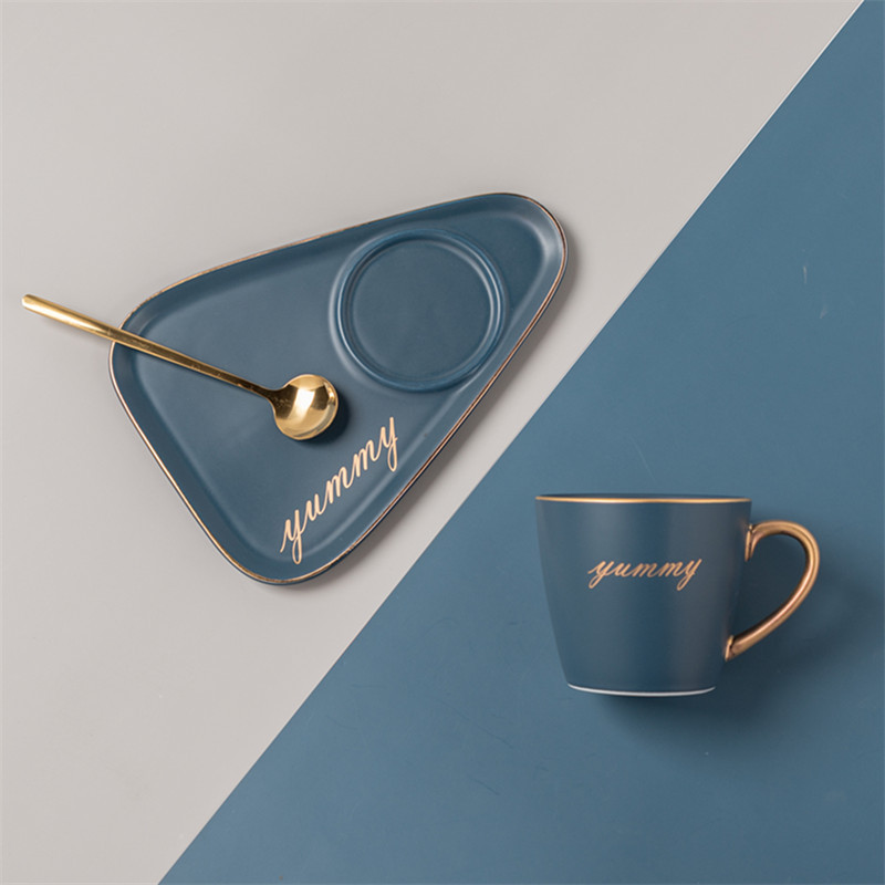 Juego de taza y platillo triangular - Incluye cuchara - Estilo nórdico y de lujo - Para desayuno y té - Ideal como regalo con logo