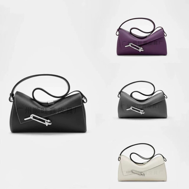 2026 New Lock Box Bag Interlock Small Square Bag Genuine Leather Shoulder Underarm Crossbody Bag Fashionable Soft Box Bag 2026 New Lock Box Bag Interlock Small Square Bag Genuine Leather Shoulder Underarm Crossbody Bag Fashionable Soft Box Bag