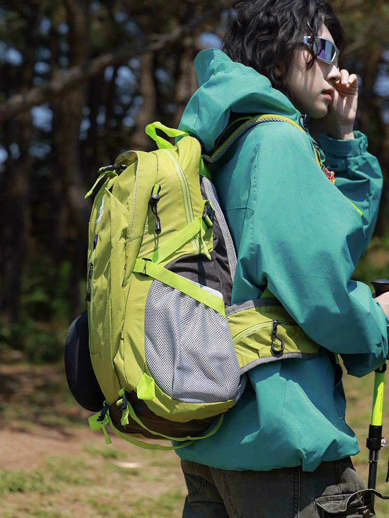 Mochila de montaña de alta capacidad al aire libre para hombres y mujeres, viaje de montaña ligero, trekking profesional, mochila de viaje simple