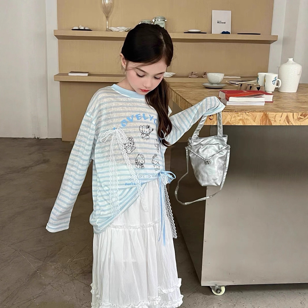 【Family Matching Outfits】Laiseer Girls' Stylish Striped Lightweight Cool Sun Protection Dopamine Long Sleeve T-Shirt