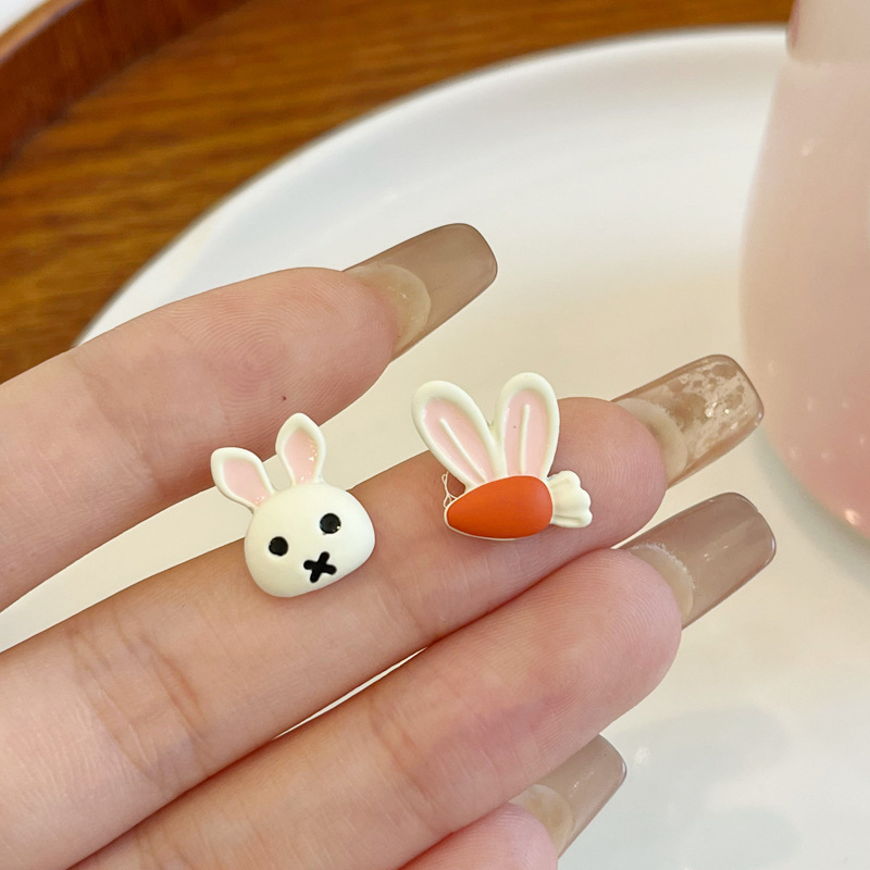 Cute Rabbit Carrot Alloy Enamel Stoving Varnish Ear Studs display picture 1