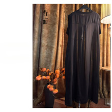 2025依诺新款赫本气质修身长裙显瘦显高夏黑色红