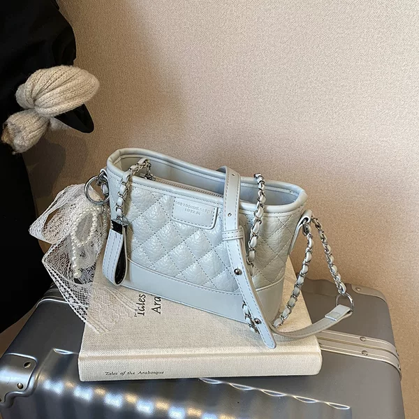 Western Style Chanel Style Underarm Bag Women's 2025 Spring New Arrival Fashionable All-Match Rhombic Chain Small Square Bag Sense Shoulder Bag