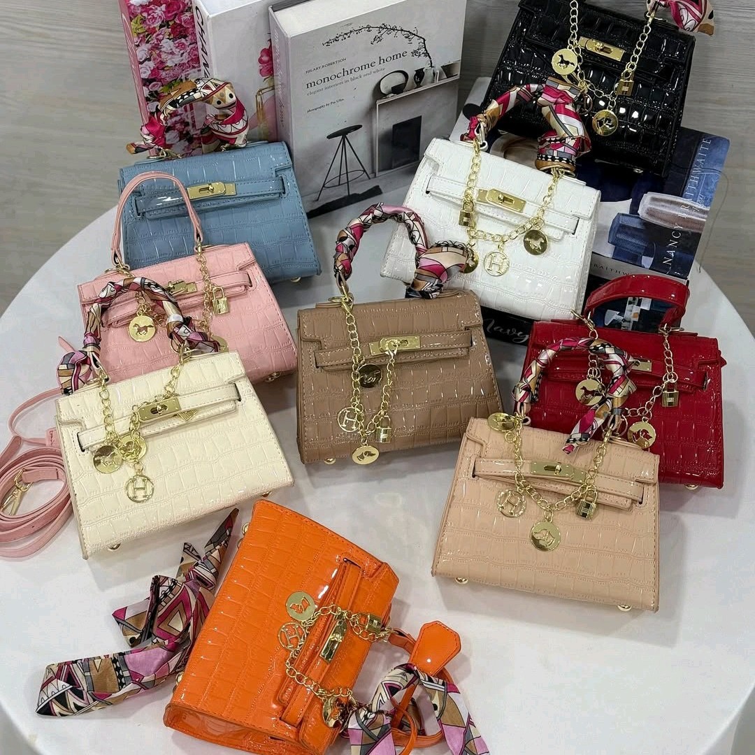 Bolso de Mano para Mujer de PU con Cadena para Uso Diario