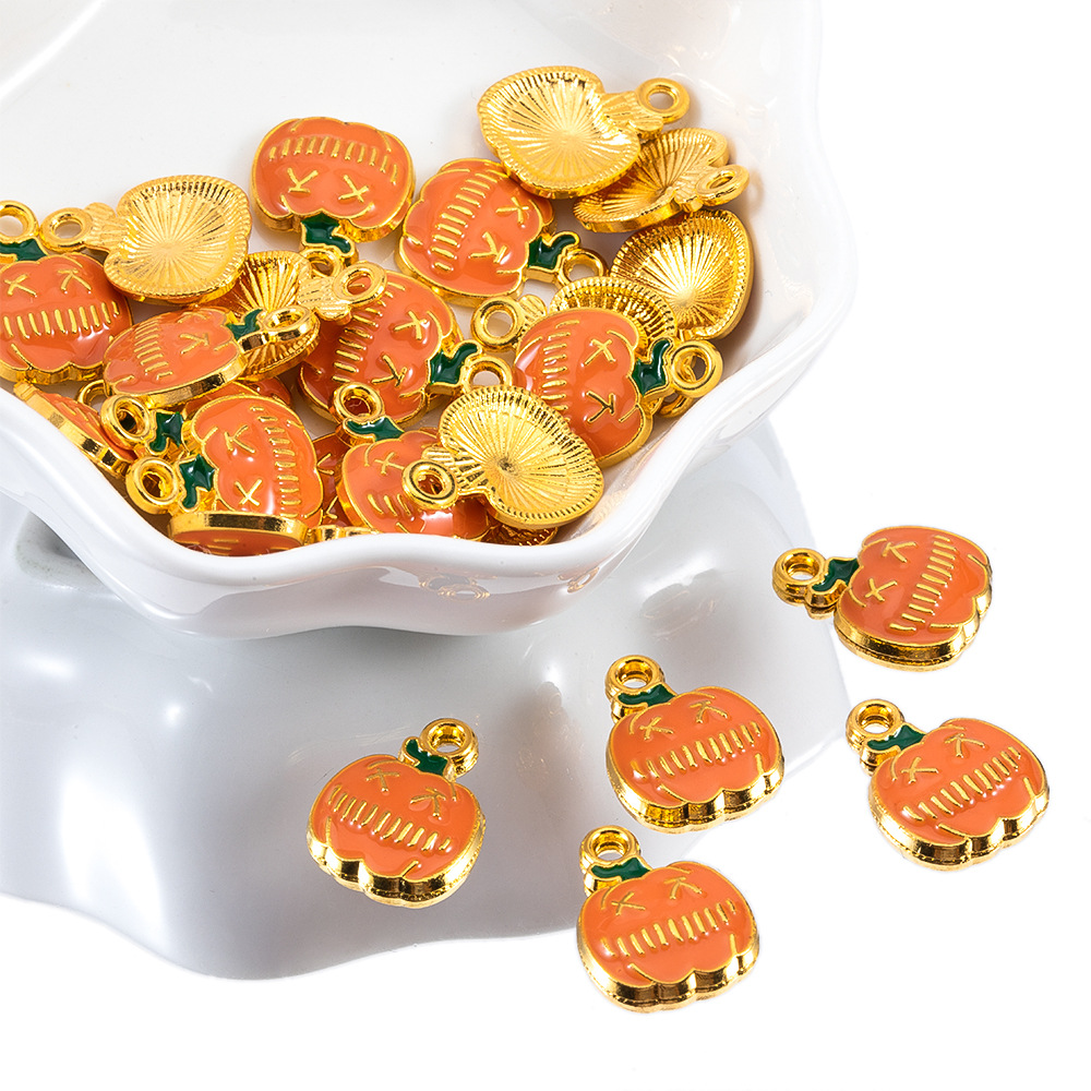 10 PCS/Package Quantity Alloy Material 10 PCS/Package Alloy Pumpkin Bat Pendant