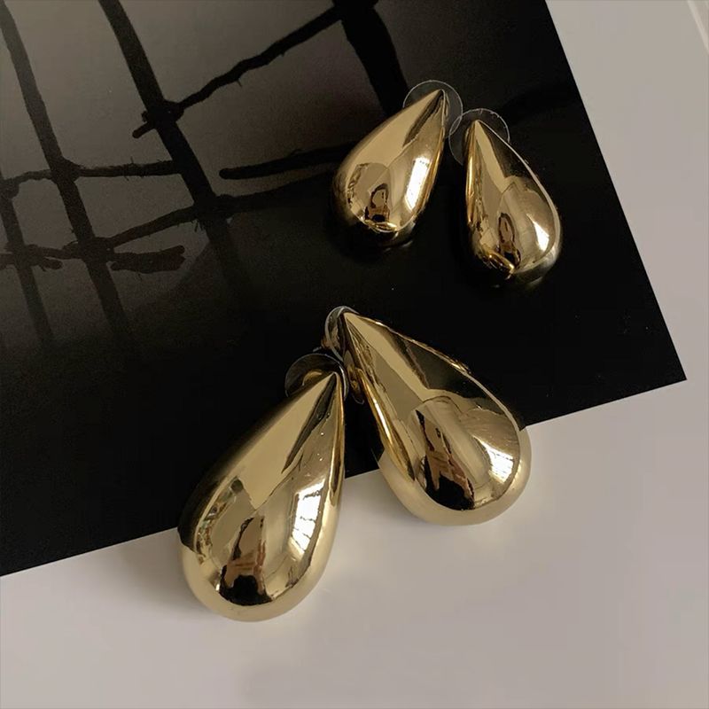 1 Pair Vintage Style Water Droplets Solid Color Plating Copper Gold Plated Ear Studs display picture 5