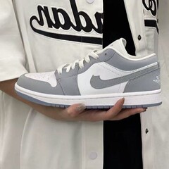 莆田純正 AJ1 ロートップバスケットボールシューズローブラックホワイトグレー AJ スモークグレーブラックトゥスモールパリ男性と女性のカジュアルスニーカー