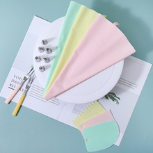 北欧风烘焙挤奶油裱花嘴套装家用TPU裱花袋不锈钢泡芙嘴烘焙工具