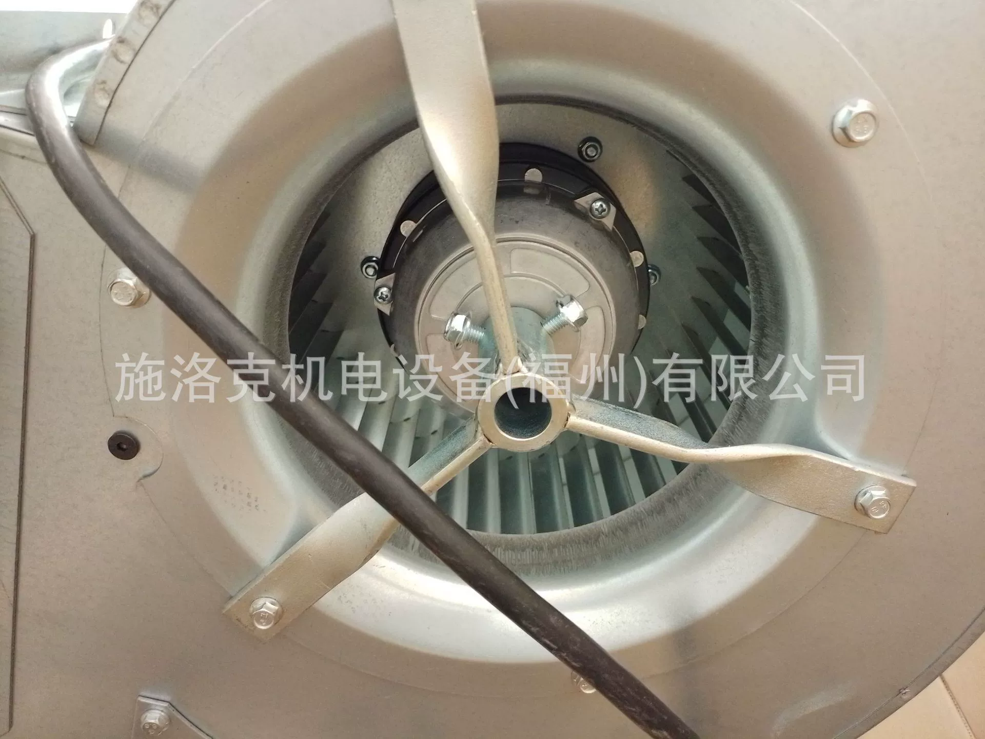 Rosenberg, Германия, вентилятор охлаждения Lorson DRAE250-6 вентиляцию крыши заводского цеха