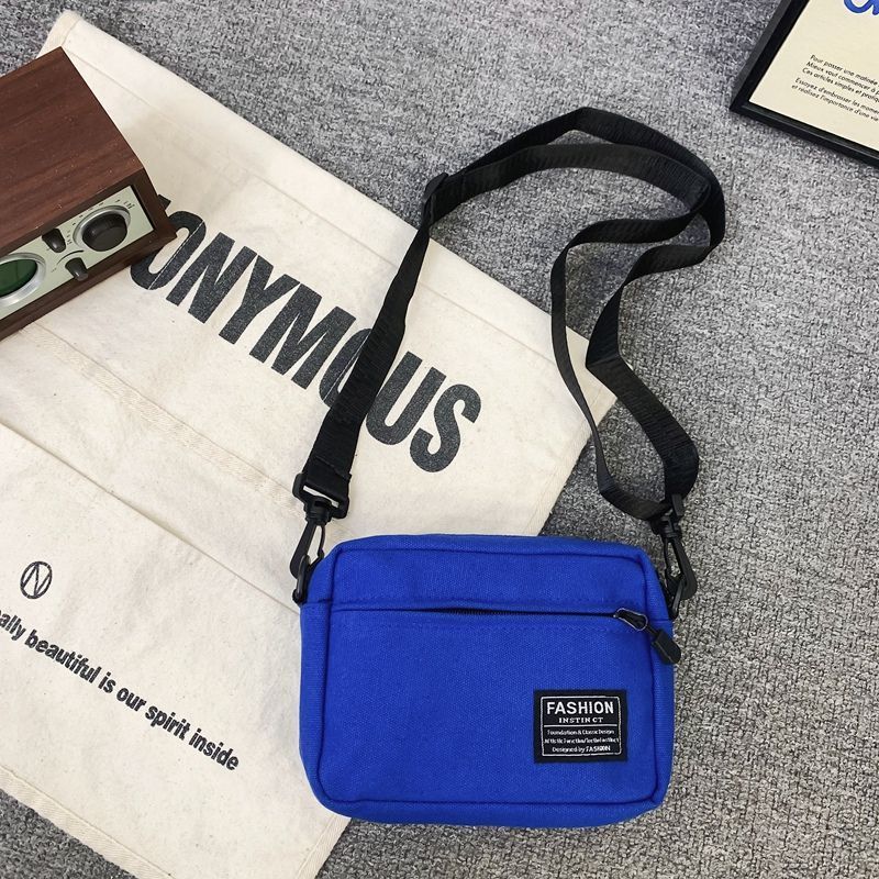 펜던트가 없는 파란색