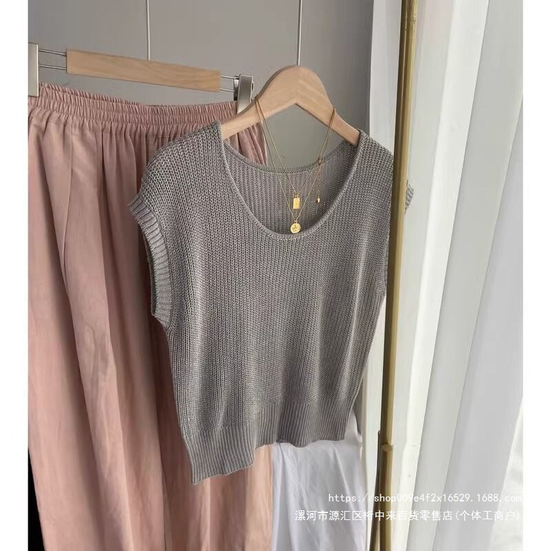Pullover round-neck short-sleeve knit top, summer 2026 new style, thin hollow-out ice silk fashion casual top for women