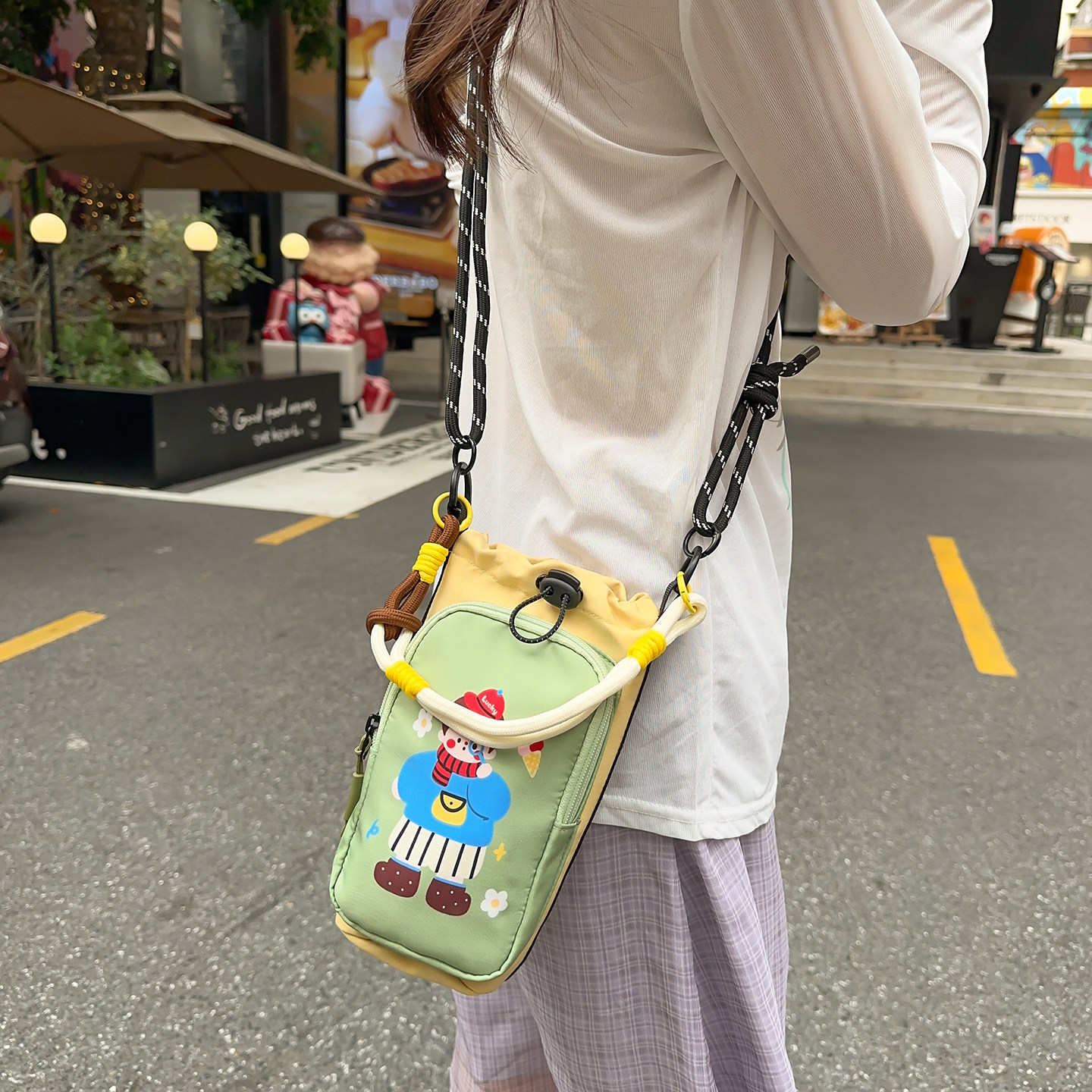 Botella de agua Teléfono móvil Xiaodance Cool nuevo bolso de cinturón bolso de dibujos animados bolso de cinturón portátil de viento ligero bolso de mujer 2026 paquete multifuncional