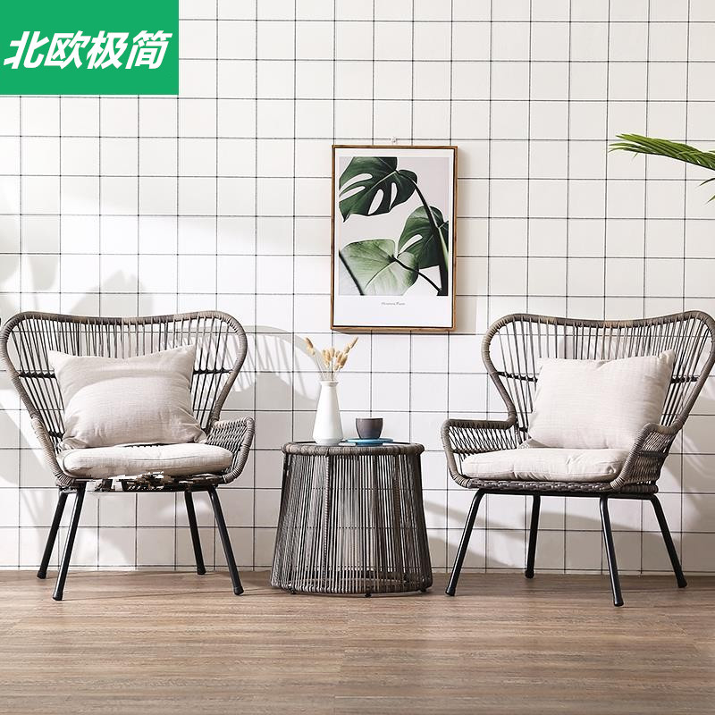 Mesa y silla al aire libre patio ocio mesa de té silla de caña de tres piezas combinación de mesa de té balcón red set simple