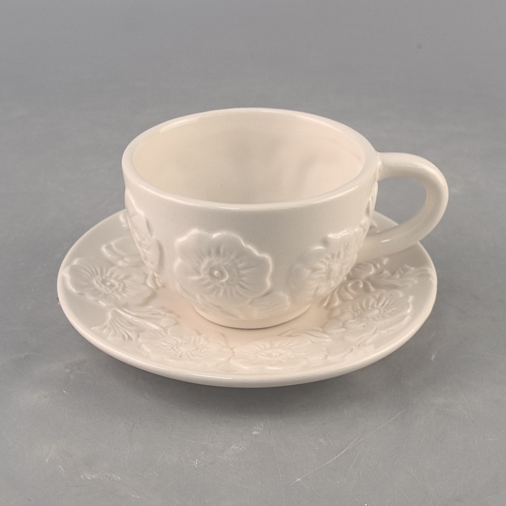 Retro Showa francés té de la tarde cerámica corte flor relieve taza de café plato taza de té DIY estilo europeo elegante