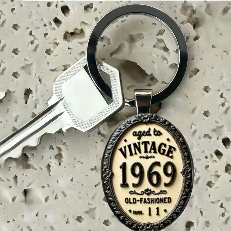 Cross-Border Personalized Retro Vintage License Plate 1969 1973 1975 Number Oval Glass Keychain Pendant Cross-Border Personalized Retro Vintage License Plate 1969 1973 1975 Number Oval Glass Keychain Pendant