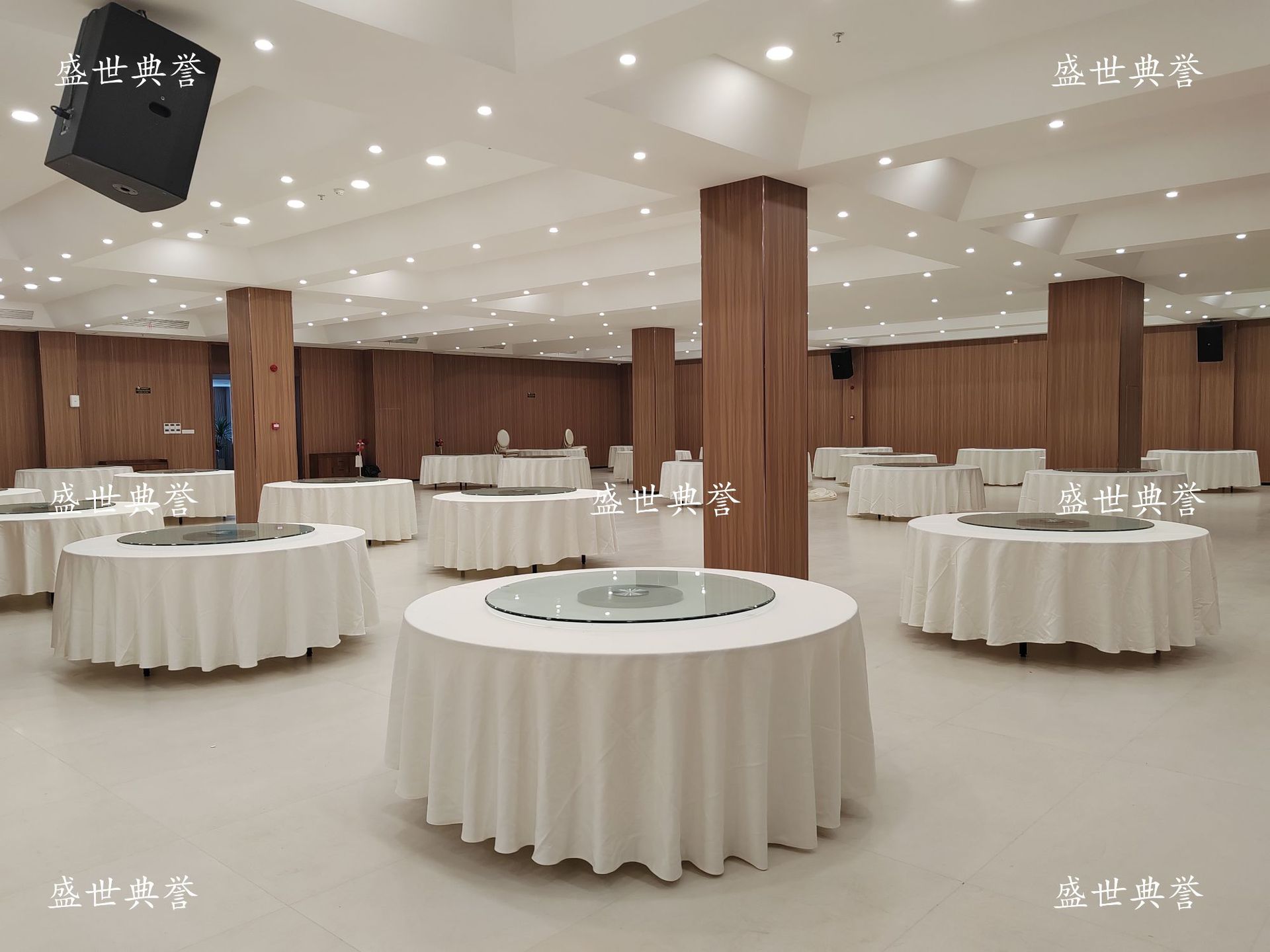 宁波厂家直销餐饮布草酒店宴会厅台布餐厅婚宴纯色桌布家宴圆桌布详情6