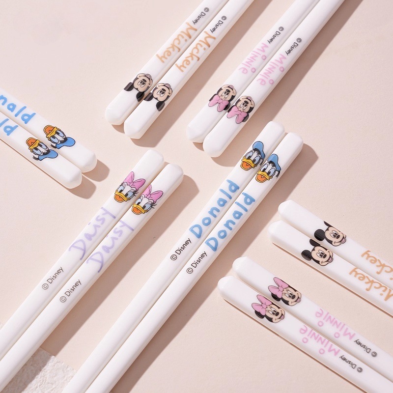 Disney Mickey Series Palillos de cerámica para el hogar Palillos para niños antibacterianos, antimoho y antideslizantes Vajilla de dibujos animados de alto valor