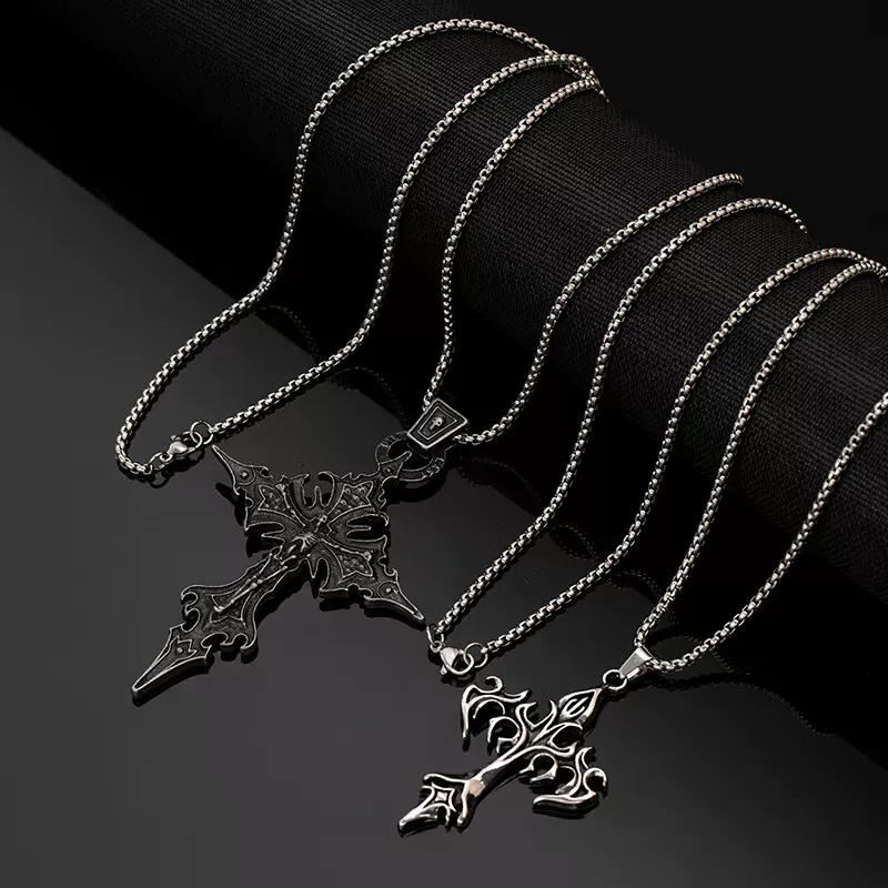 欧美跨境热销钛钢火焰十字架吊坠项链个性朋克毛衣链复古潮酷项饰