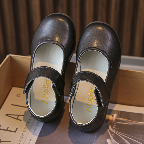 Girls' leather shoes black performance soft-soled middle and large children's spring and autumn children's student shoes little girl princess shoes