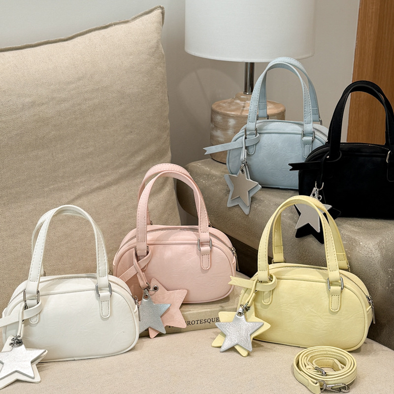 Korean Style Niche Trendy Baguette Handbag For Women 2026 Spring New Arrival Elegant Versatile Shoulder & Crossbody Bag - Thumbnail 4