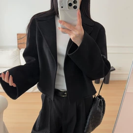 女式羊毛衫;女式毛呢外套;女式针织衫