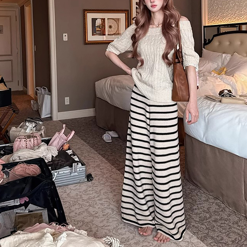 Spot Linen & Sheep Wool Lazy Twist Knitted Top Knitted Short-Sleeved Shirt for Women 2025 Early Autumn