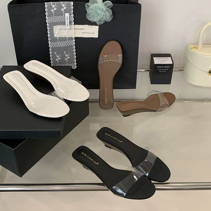 2025 французские стильные прозрачные ПВХ шлепанцы с круглым носком, модные сандалии на платформе с открытым носком, простые женские туфли