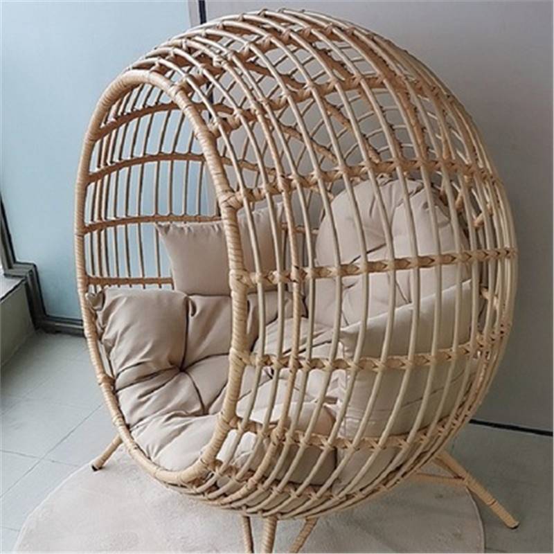 Silla de caña swinging popular en línea al aire libre, silla colgante de nido de pájaros, cama redonda interior y exterior, balcón de alojamiento residencial, lugar escénico, combinación de sofá perezoso