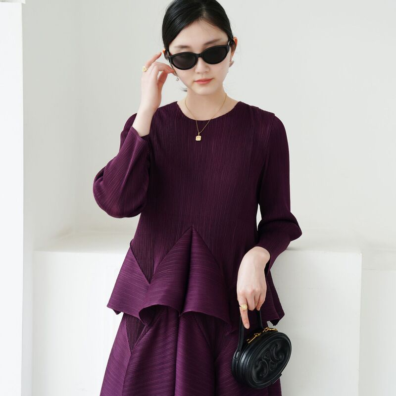 Counter quality 2024 autumn new Miyake high-end pleated designer lotus bud lace fresh sweet T-shirt