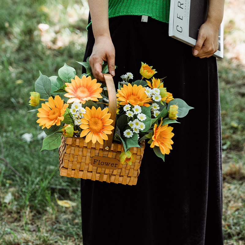 Elegant camping party picnic sunflower high-end woven basket outdoor photo prop artificial flowers fake flower decoration