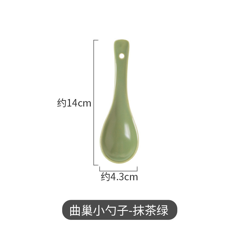 Moderno juego de regalo de tazones de sopa de lujo, diseño creativo de nido curvo irregular con vajilla de cerámica con borde dorado, que incluye platos, tazones y cucharas para uso doméstico.