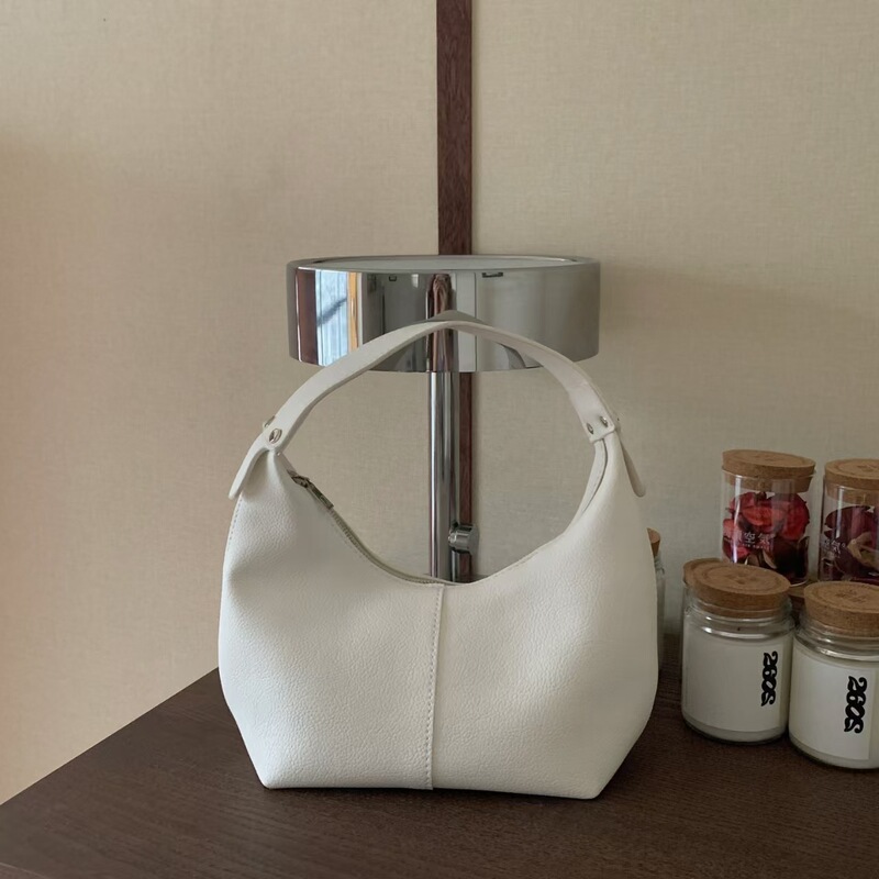 Cross-Border New Style Women's Bags, Hot-Selling Women's Handbags, Versatile Tote Bags, Shoulder Bags, Korean-Style Simple Dumpling Bags, Underarm Bags Cross-Border New Style Women's Bags, Hot-Selling Women's Handbags, Versatile Tote Bags, Shoulder Bags, Korean-Style Simple Dumpling Bags, Underarm Bags