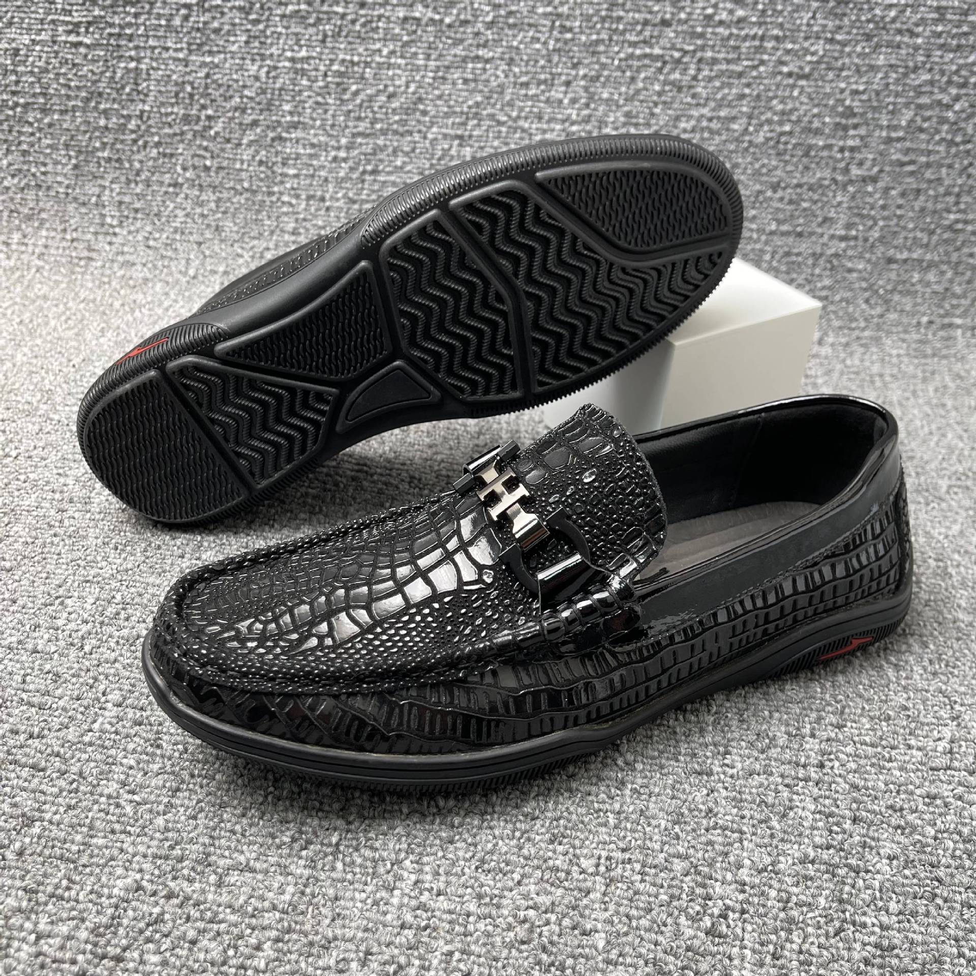 Zapatos de cuero para hombre, zapatos de cuero casuales para hombres, zapatos de mediana edad, zapatos de padre, zapatos de hombre.