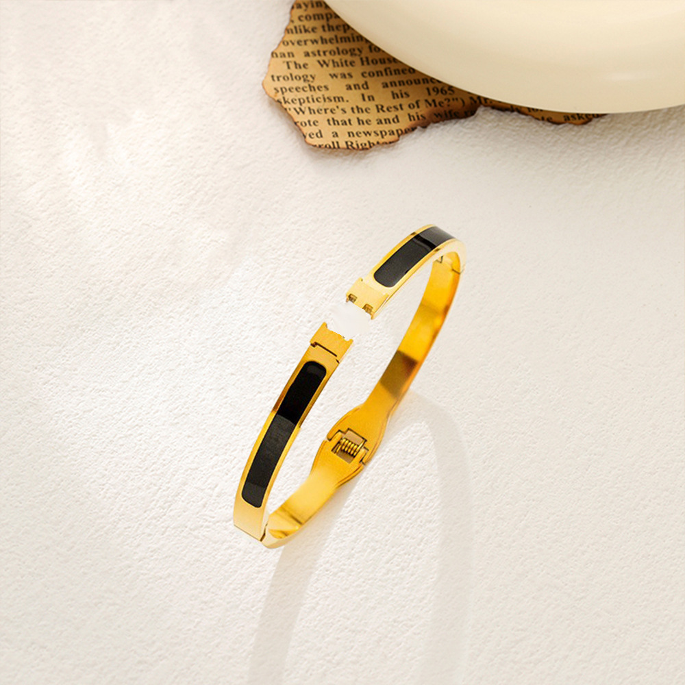 T228 골드 블랙 팔찌