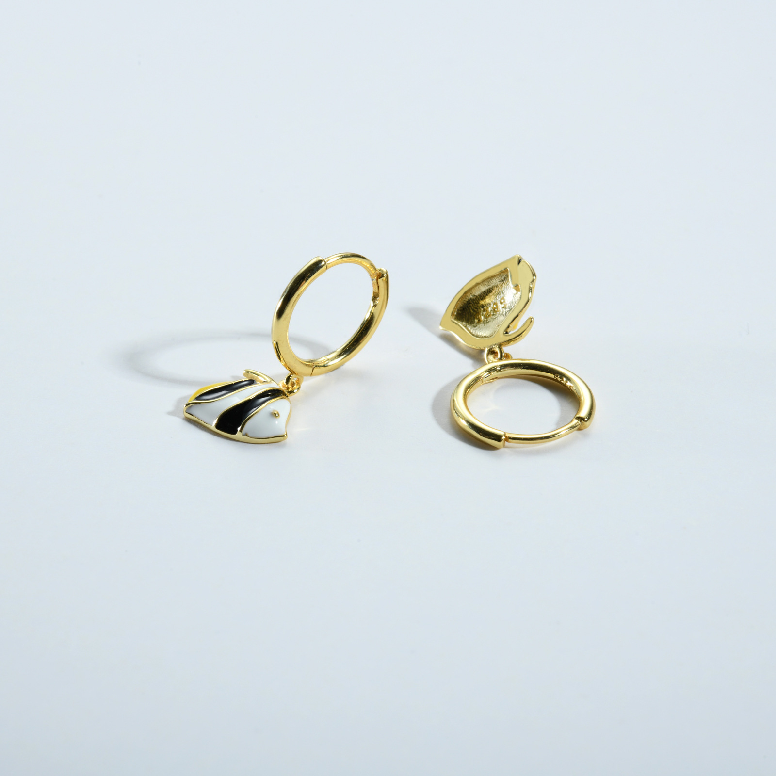 5g Weight 0.05µm-0.08µm Gold Plating Thickness Electroplating Gold Plating Process 925 Sterling Silver Ear Needle Material 18K Real Gold Plated, Platinum Plated Plating Material Epoxy Inlay Material Drop Earrings Classification 1 Pair Quantity Holiday, Daily Occasion 925 Sterling Silver Material Fruit, Heart Shape, Fish Pattern Women's Gender Casual, Simple Style Style Asymmetrical, Epoxy, Stoving Varnish Craft 1 Pair 925 Sterling Silver Fruit Heart Shape Fish Drop Earrings 11