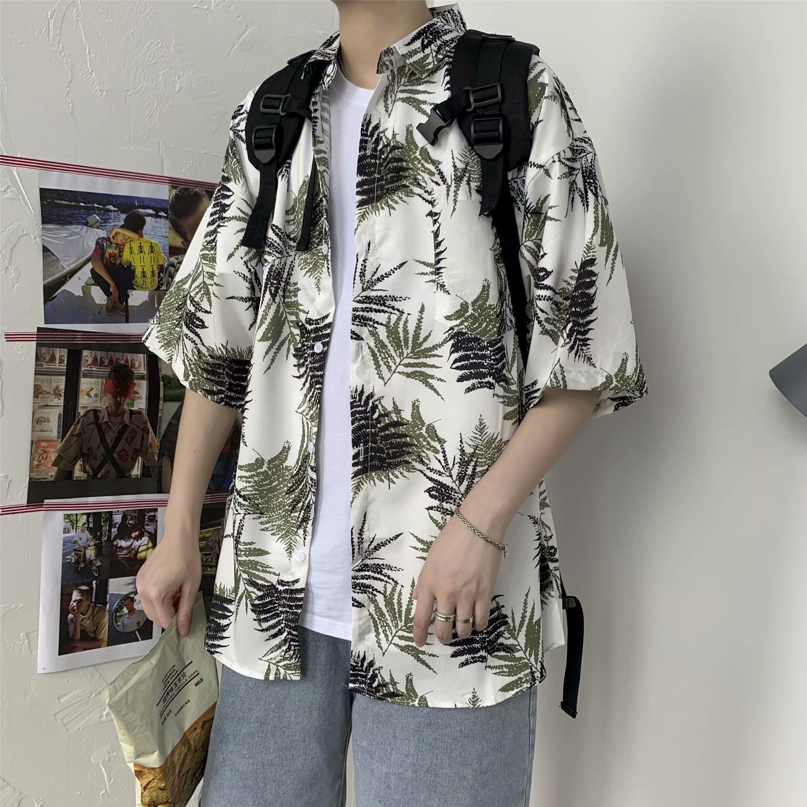 Estilo japonés retro floral camisa de manga corta de los hombres estilo coreano moda fresco todo partido guapo media manga hawaiana camisa de moda