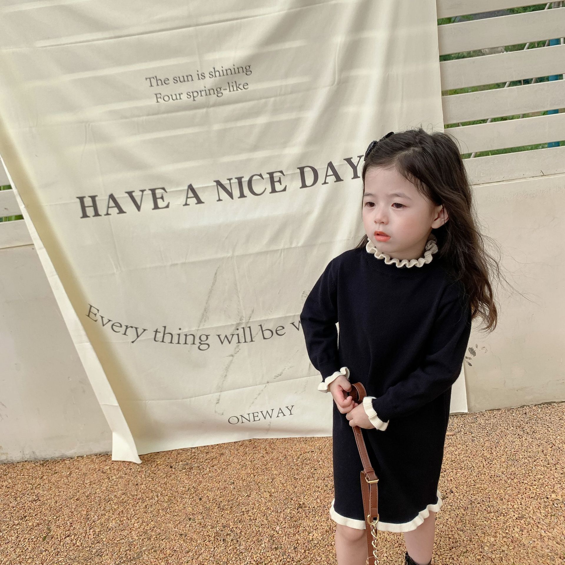 Girls Hepburn syle dress auumn and winer new children's Korean version swee lace sweaer skir baby long boom_voghion.com
