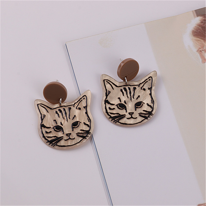 1 Pair Retro Cat Arylic Women's Ear Studs display picture 4