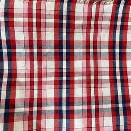 涤棉65/35色织格子布红色小格子红蓝白校服制服面料装饰格子布