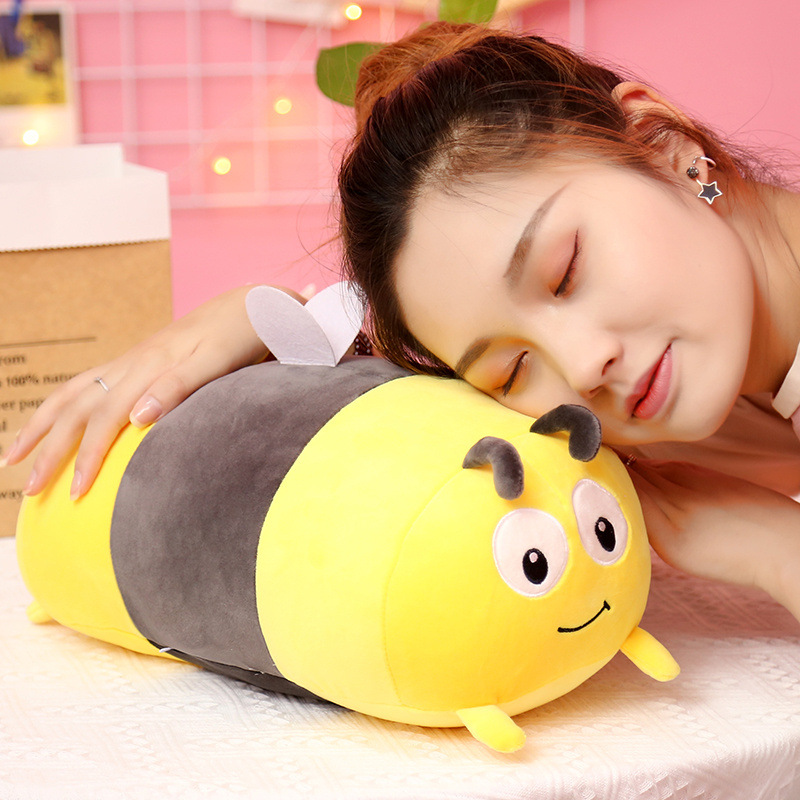 抖音同款蜜蜂公仔网红软体毛绒玩具创意玩偶节日活动礼物女生抱枕