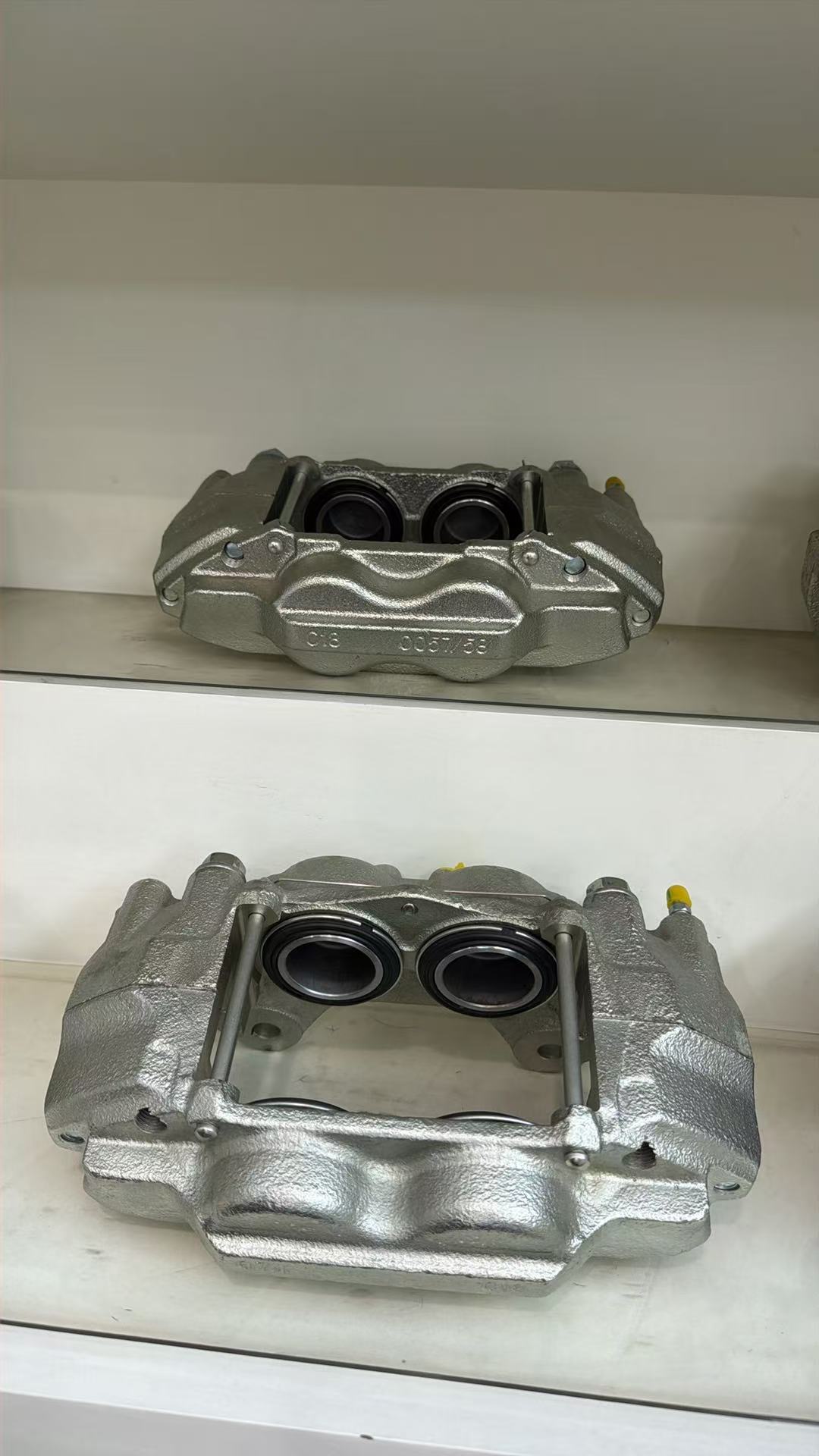 Brake caliper, compatible with Toyota Crown rear brake calipers, for export and cross-border wholesale, and domestic e-commerce drop shipping