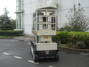 Four-Mast Self-Propelled Aluminum Alloy Lifting Platform, Lift, Mobile Aerial Work Vehicle