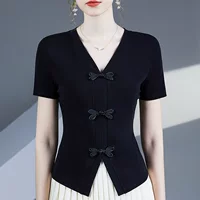 Новая китайская хлопчатобумажная футболка с коротким рукавом с V-образным вырезом 2024 летом новая мода маленькая рубашка с бантом с пряжкой женская топ