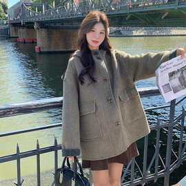 牛角扣连帽双面羊绒呢大衣女秋冬新款韩版小个子短款加厚毛呢外套